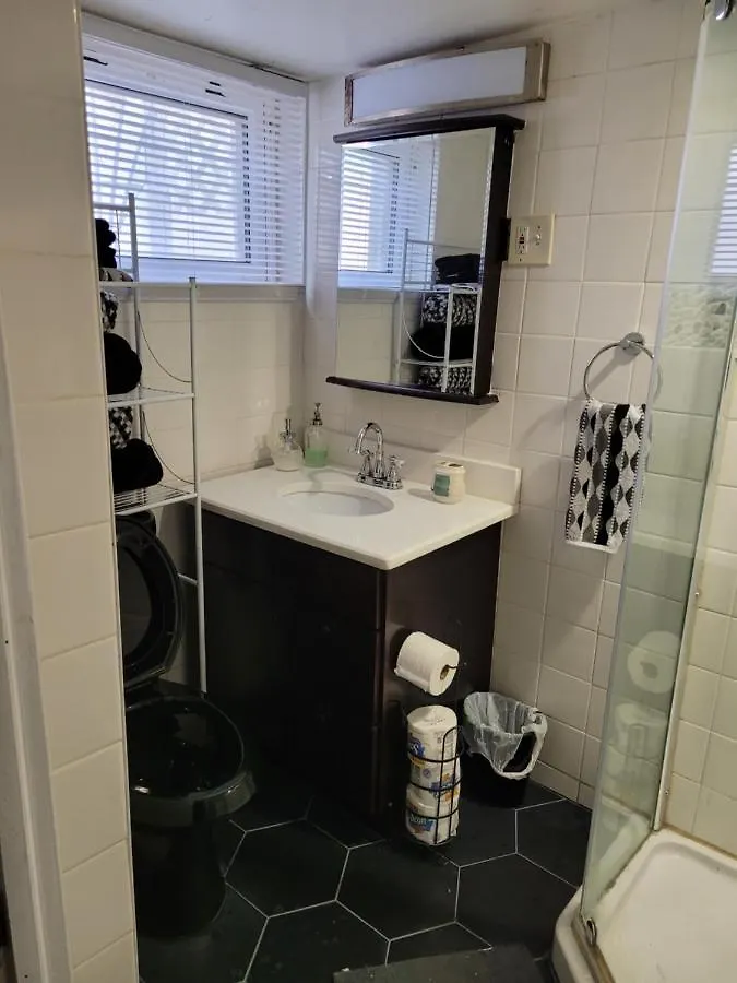212 Llc Apartment Teaneck 0*,