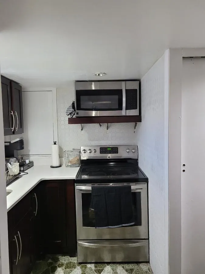 212 Llc Apartment Teaneck